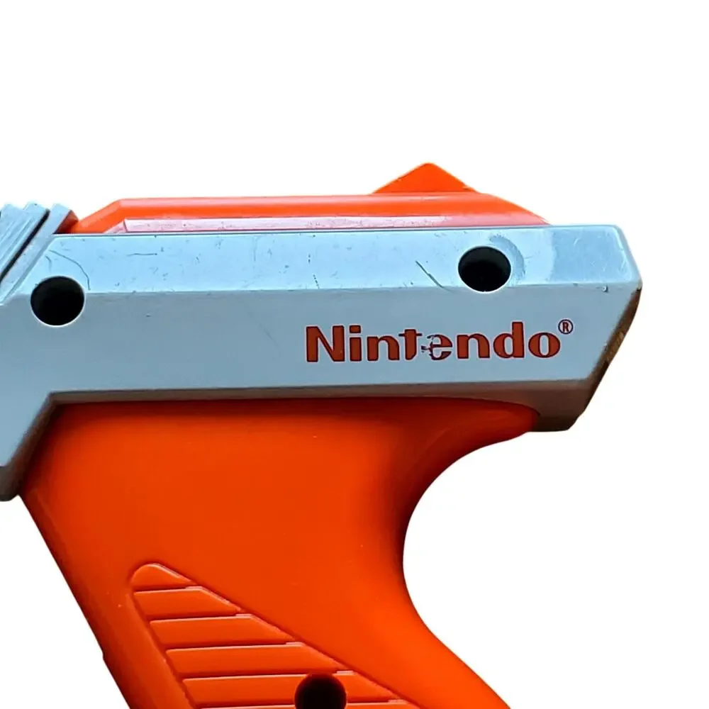 Nintendo NES-005 Zapper Light Gun Orange Controller OEM